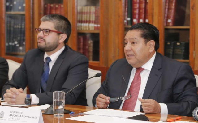 Guillermo Aréchiga se benefició con entrega irregular de concesiones al transporte público, afirma Barbosa