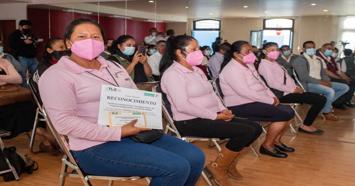 Premian a comités de contraloría social de la SESA