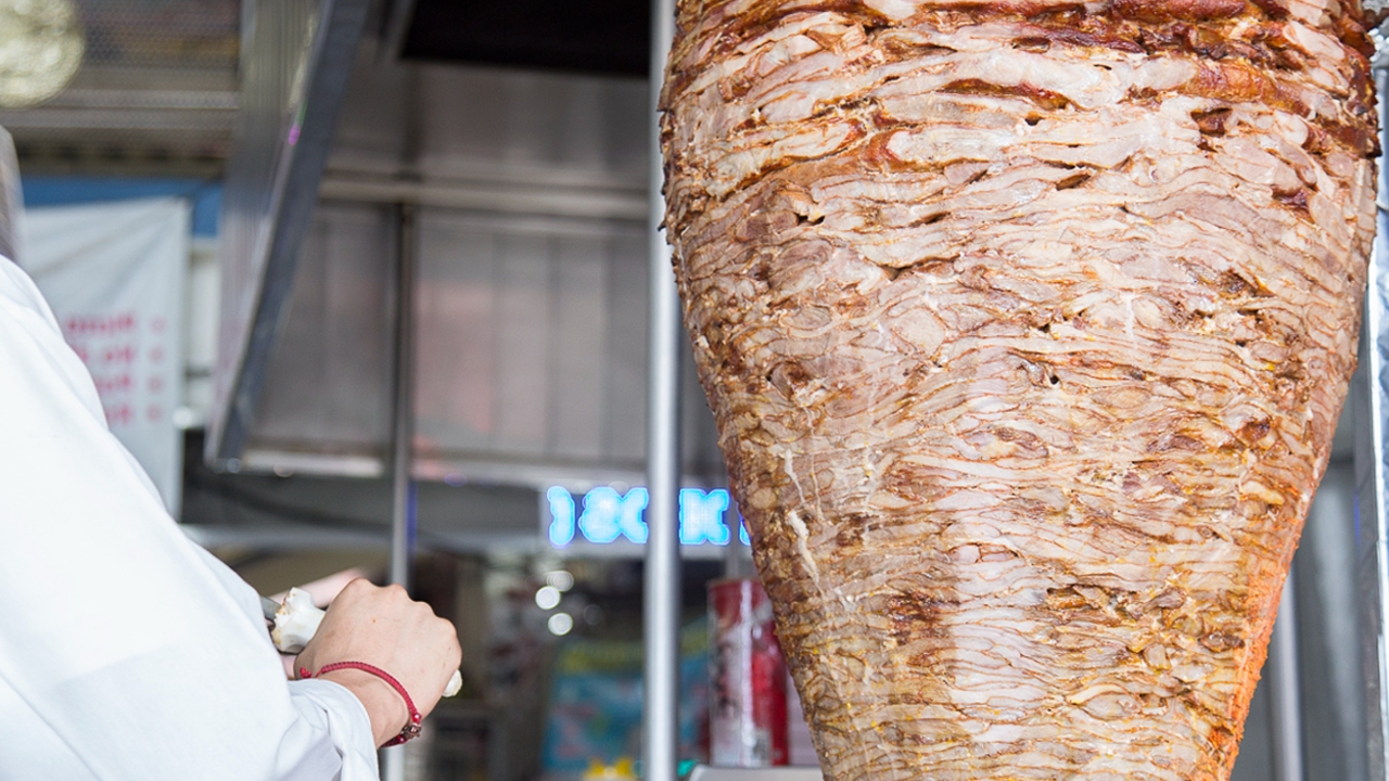 Taquería de Cuautlancingo regaló tacos a todo aquel que diera un apoyo para los damnificados del Huracán “Grace”