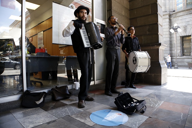 Prevalecerá el diálogo en retiro de artistas urbanos: Segom