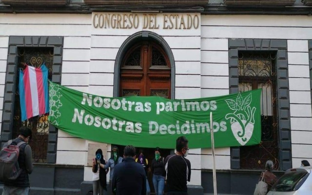 Congreso de Puebla aprueba castigar con cárcel la violencia en el noviazgo