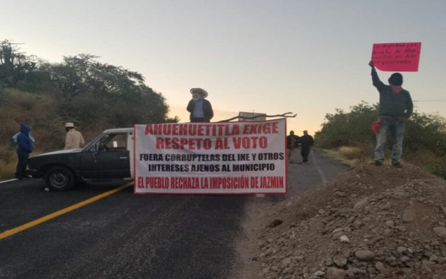 Bloqueos en carreters no servirán para destituir autoridades: Barbosa