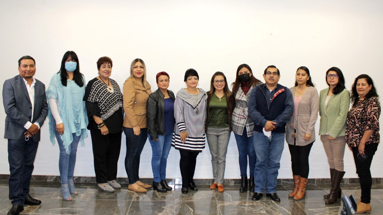 Se reúne diputada Reyna Báez con organismos empresariales en el Congreso 
