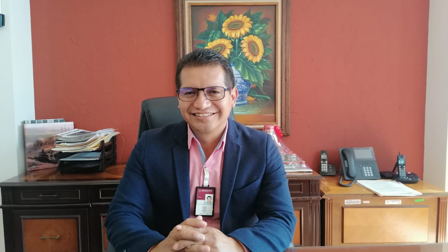 Detecta la Secretaría del Bienestar a mujer que quitaba dinero a una persona con discapacidad