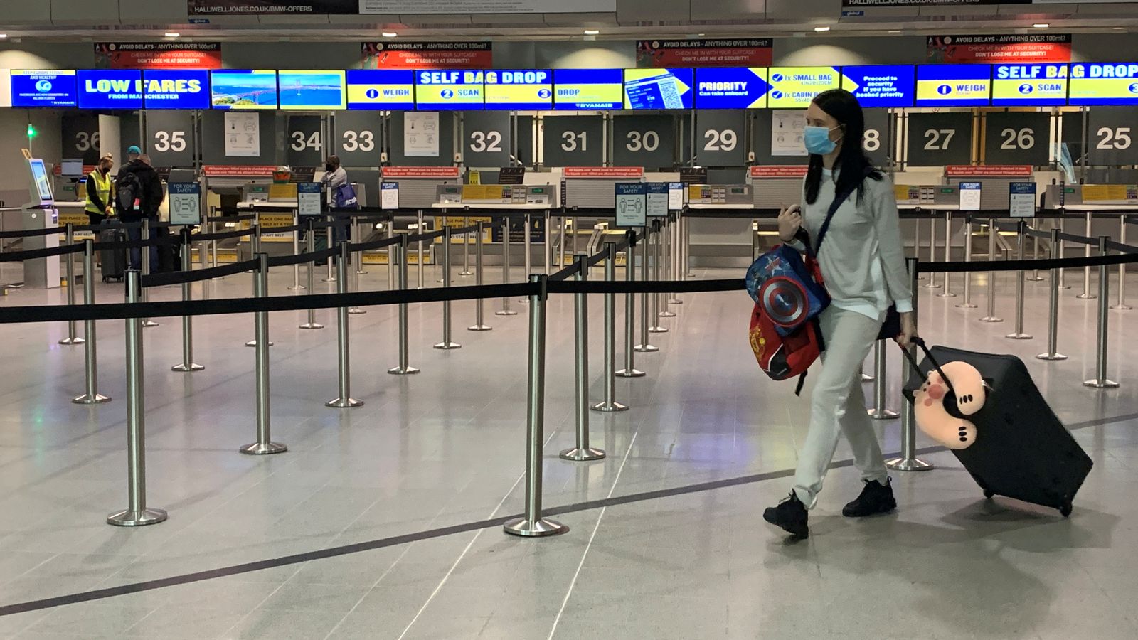 Más de cien países aceptan a extranjeros vacunados con Sputnik V