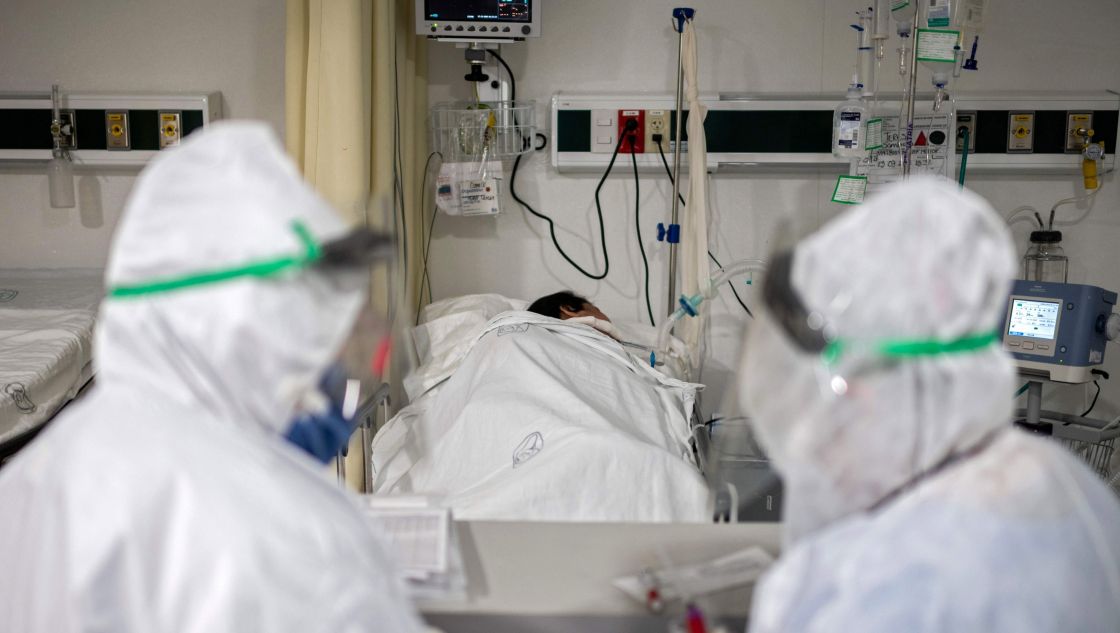 Según estudio, casos de contagio por variante ómicron han presentado menor necesidad de oxígeno 