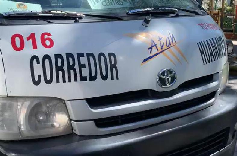 Transportistas de Huamantla se manifiestan, exigen ubicación estratégica