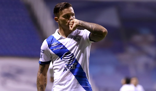 Christian Tabó cambia a Rayados por Cruz Azul 