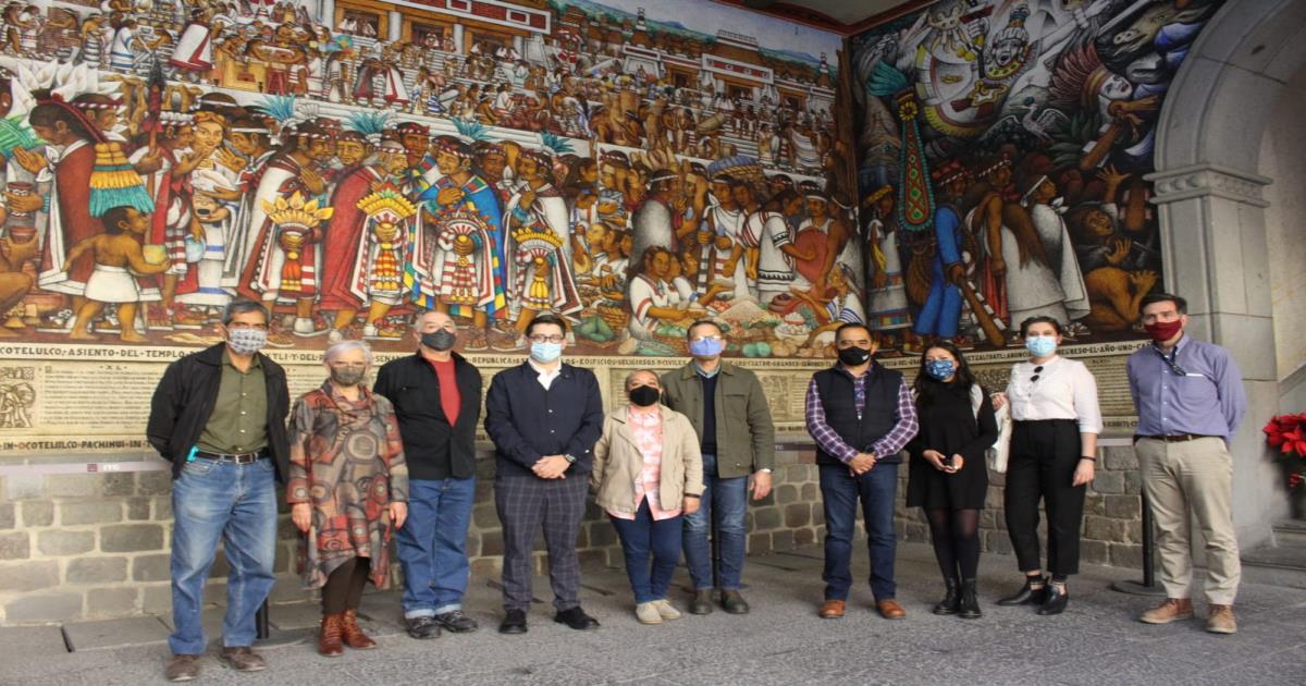Avanzan trabajos para la restauración integral de los murales de palacio de gobierno 