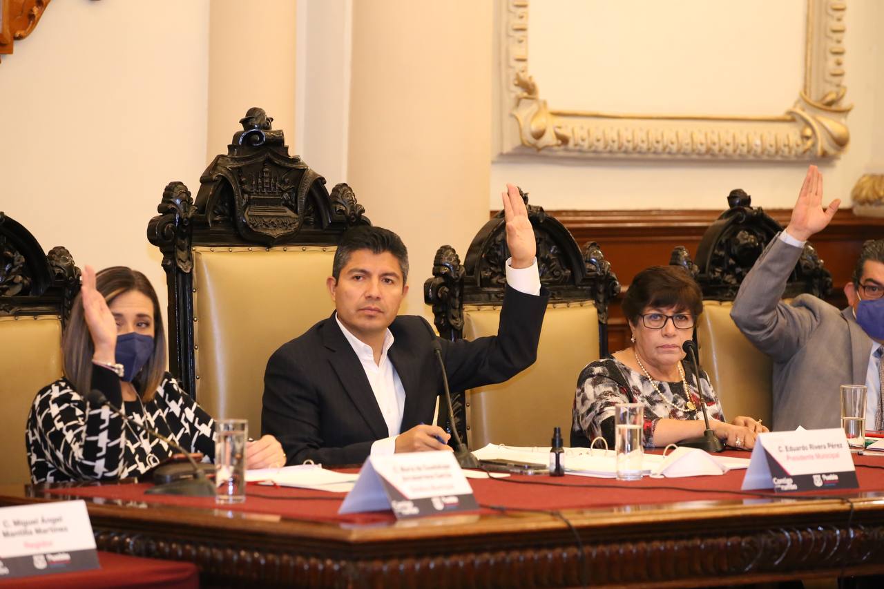 Cabildo aprueba restructura de dependencias