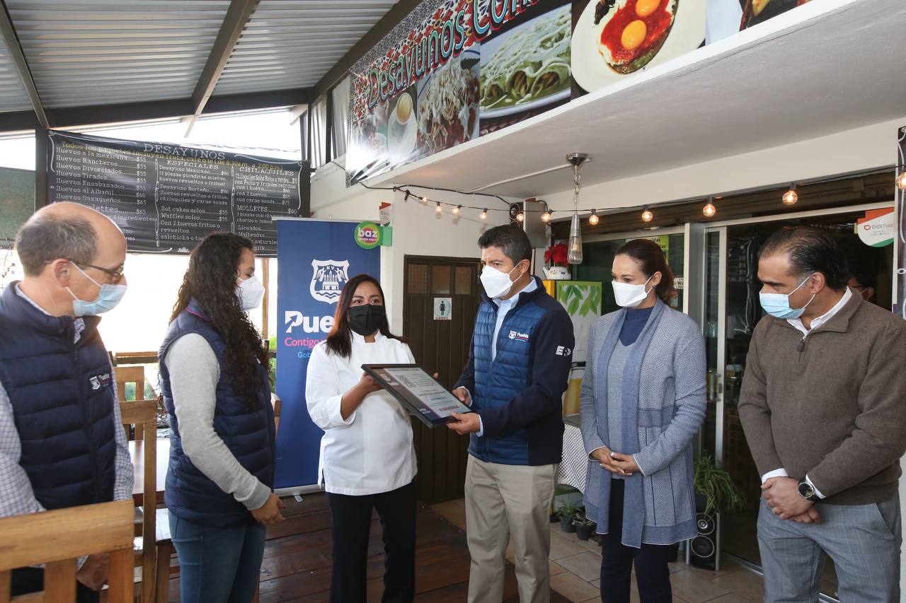 Inauguran negocio numero 30 bajo programa “Apertura a la palabra”