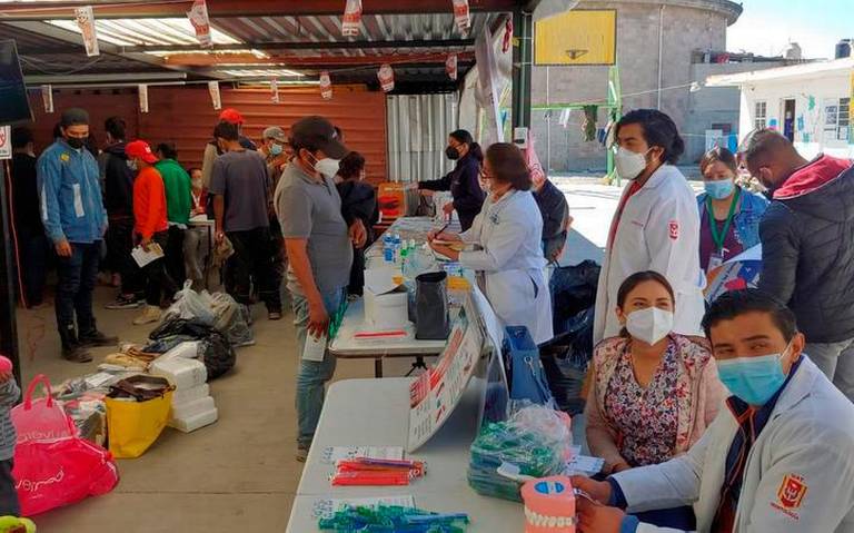 Migrantes de Tlaxcala reciben atención médica en Apizaco
