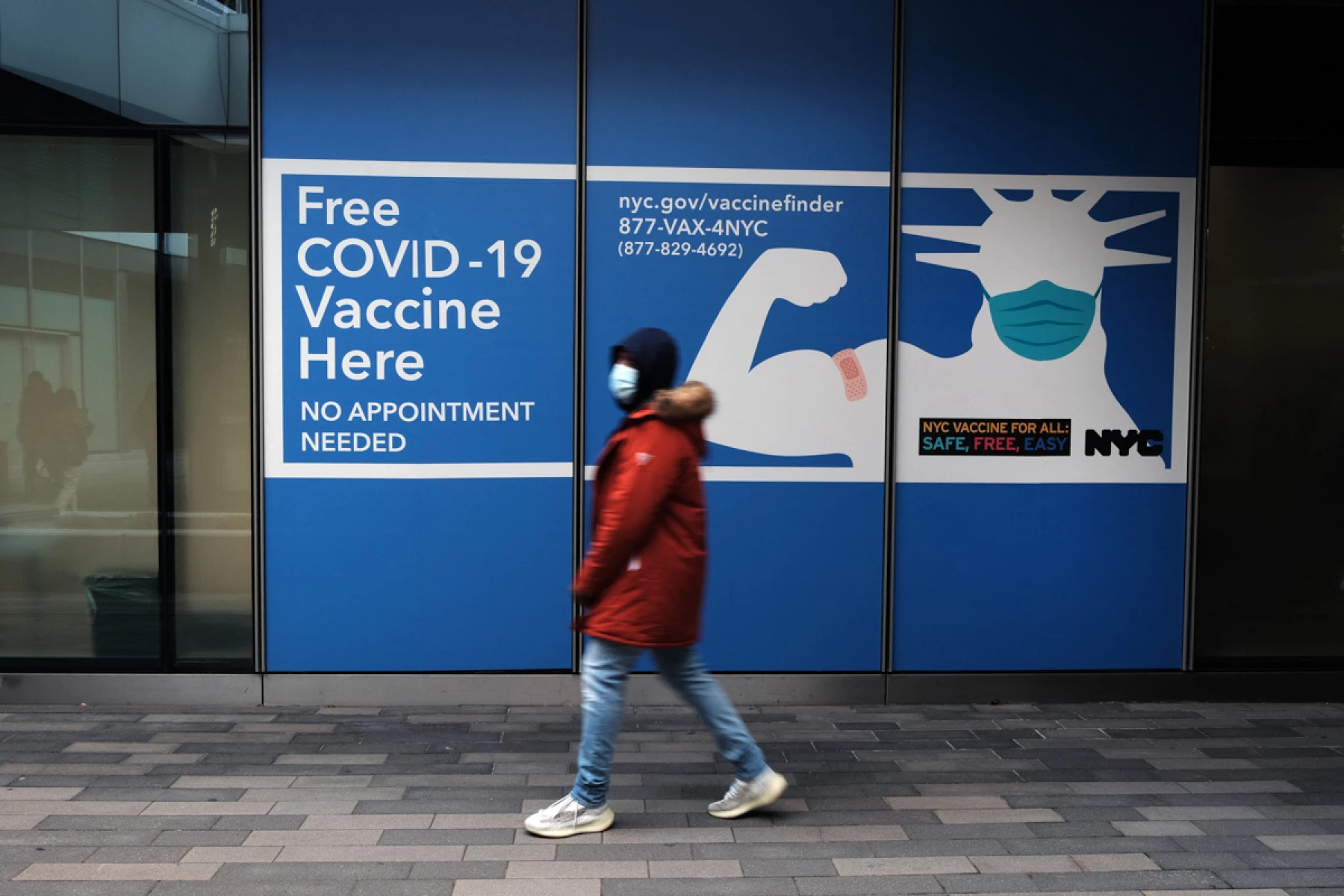 Autoridades sanitarias de EU insisten en el uso de cubrebocas, medidas sanitarias y vacuna de refuerzo ante variante ómicron