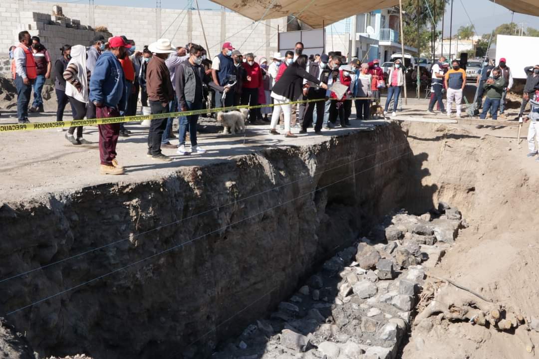 Ariadna Ayala inicia rehabilitación de puente prioritario en zona oriente en Atlixco