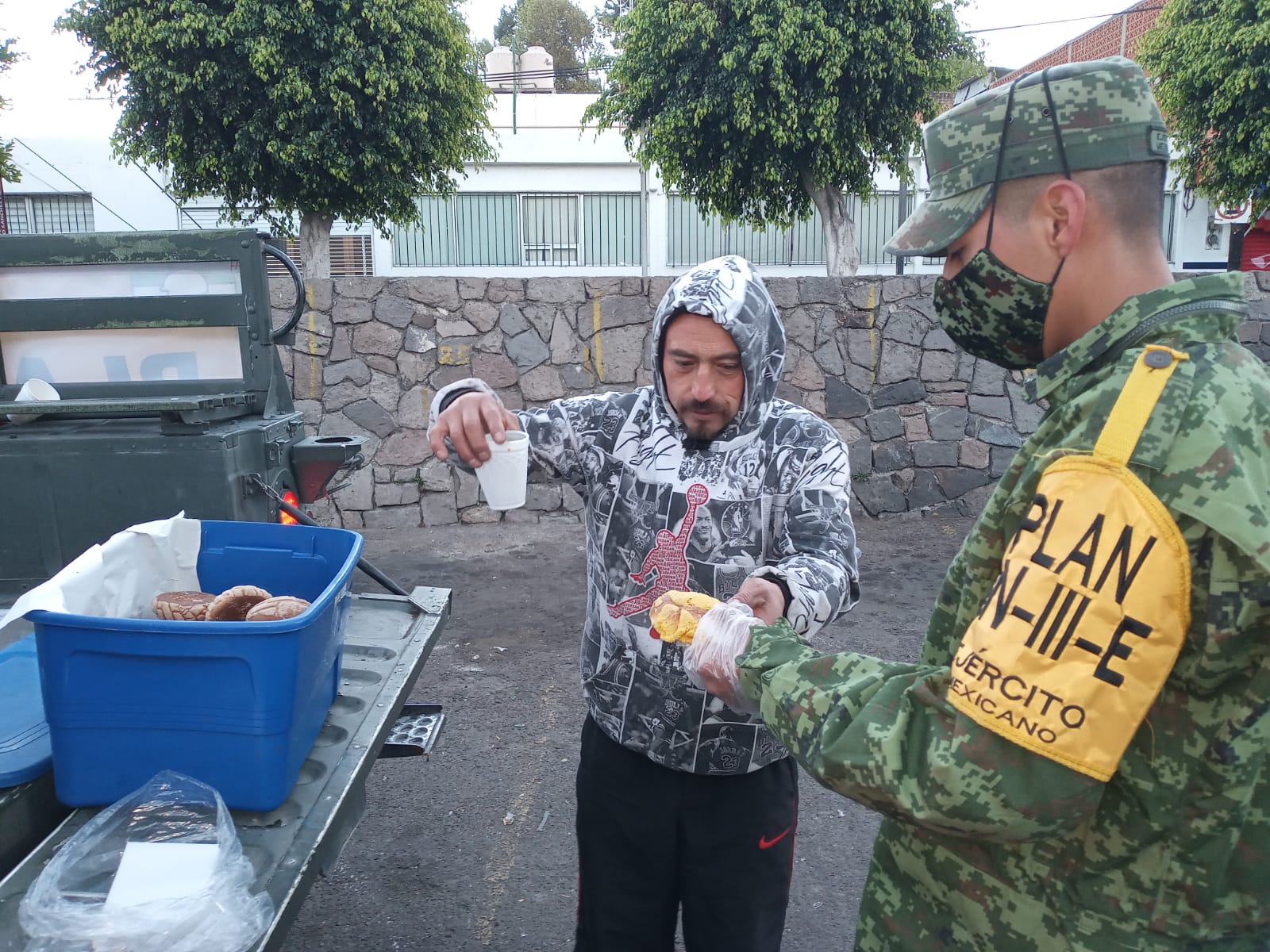 Ayuda Ejército a familias ante bajas temperaturas