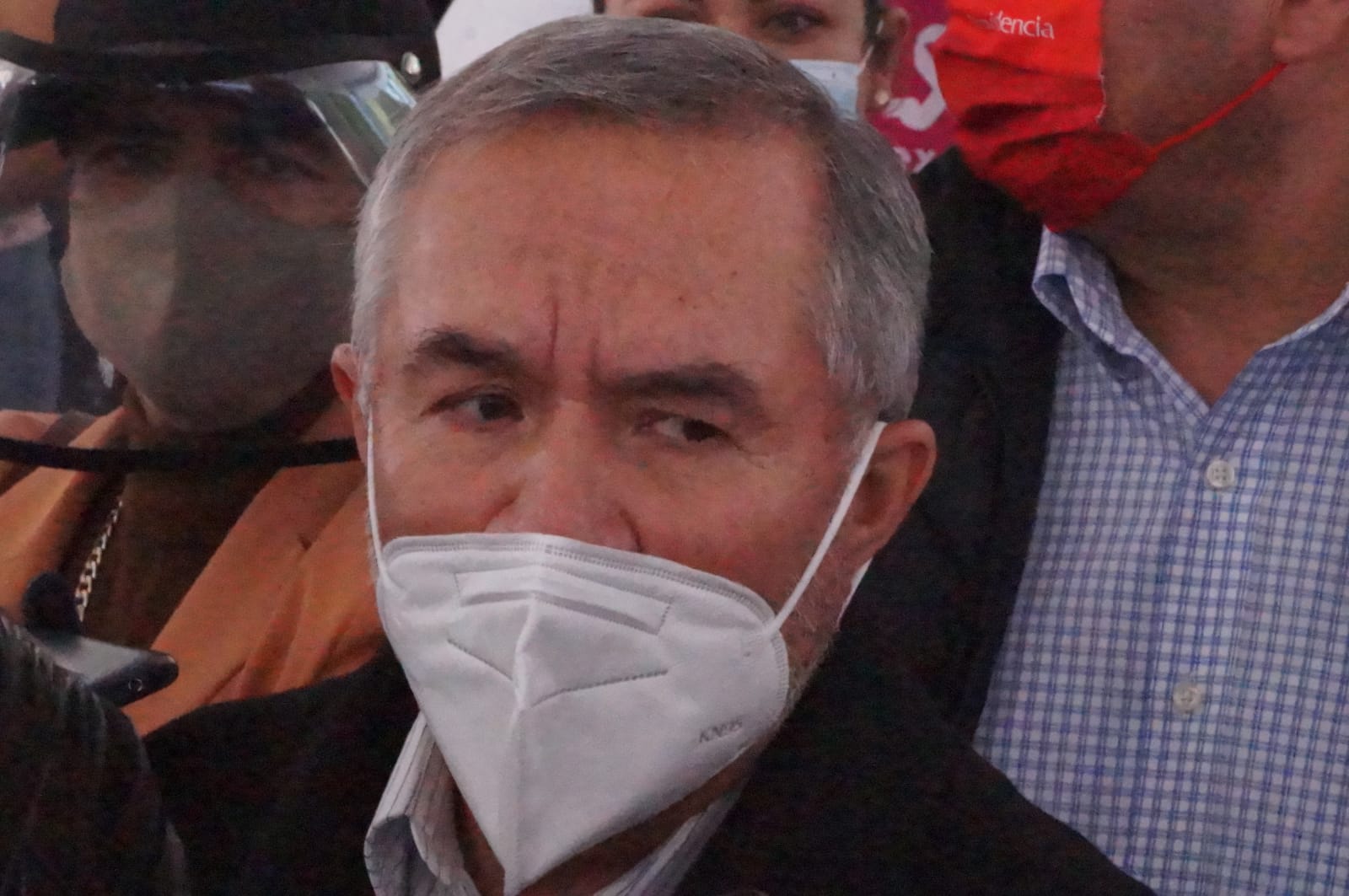 Promete gobierno facilidad de gestión de obra pública