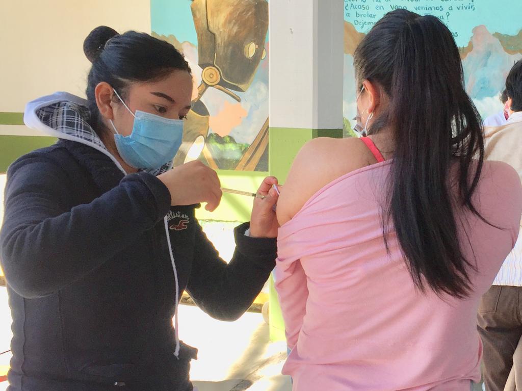 Aplicará SESA tercera dosis de vacuna covid-19 para personal de salud