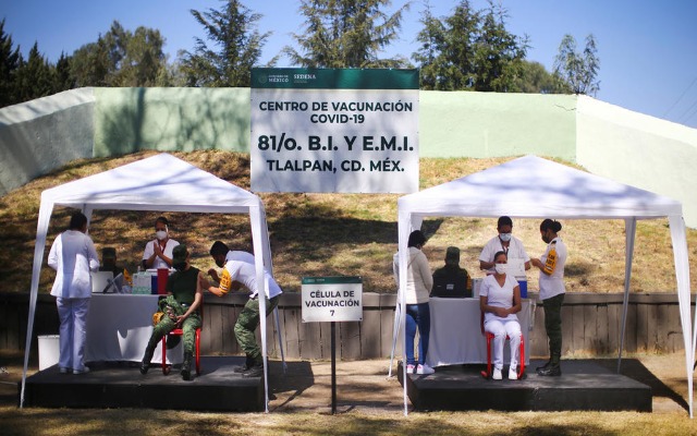 Estima gobierno estatal que vacunas contra el Covid-19 serán insuficientes para Puebla