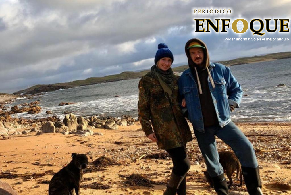 Pareja Británica  vive en una Isla Desierta desde el inicio de la Pandemia.	