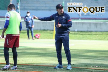 Con su cuerpo técnico del Puebla, Juan Reynoso buscará triunfar en Cruz Azul 