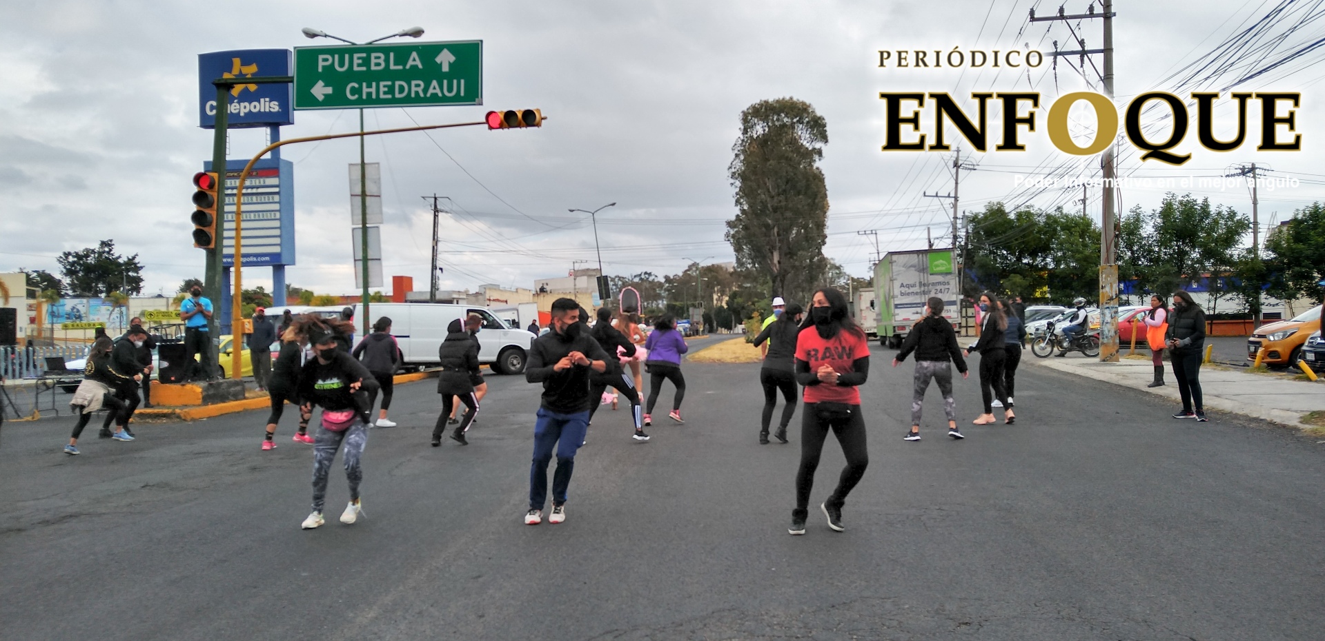 Protestan deportistas por cierre de gimnasios en Puebla