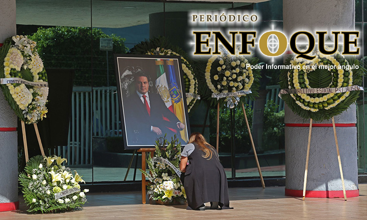 Ofrecen un millón de pesos por información de dos presuntos implicados en el homicidio de exgobernador Aristóteles Sandoval.