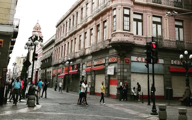 Más de 9 mil comercios no esenciales cerraron sus puertas por falta de ingresos