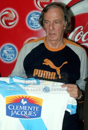 cesar luis menotti dirigira puebla