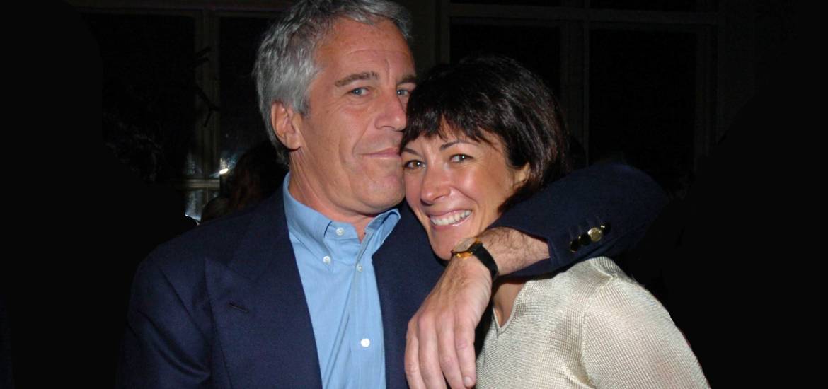 Revelaron detalles de cómo Jeffrey Epstein y Ghislaine Maxwell reclutaban niñas para participar en orgías en cuartos de hotel
