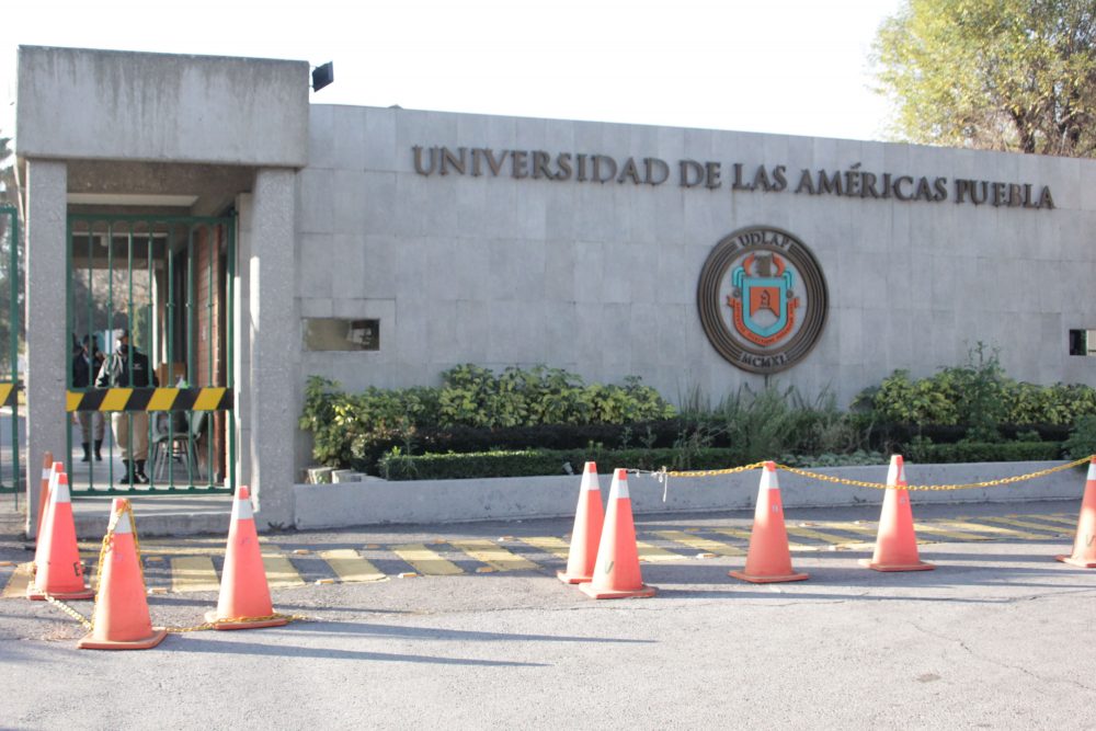 Actores y músicos se suman al llamado para liberar campus de la UDLAP