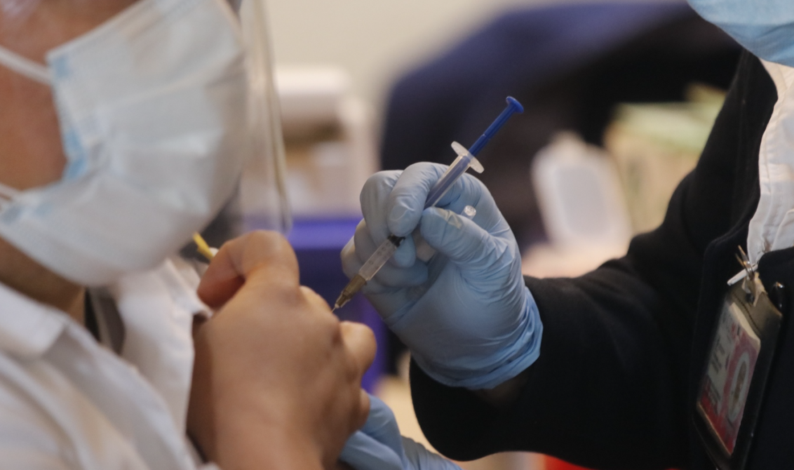 ¡IMPORTANTE!, abren registro para que adultos mayores reciban la vacuna contra COVID19