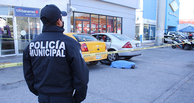 Muere hombre instantes antes de realizarse la prueba de Covid-19 