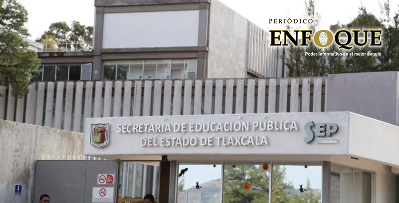 Responsabilizan a autoridades de la Sepe de contagio de Covid-19 de directora de escuela de Apizaco