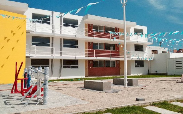 Infonavit deberá cambiar su esquema para obtener subsidio: Barbosa