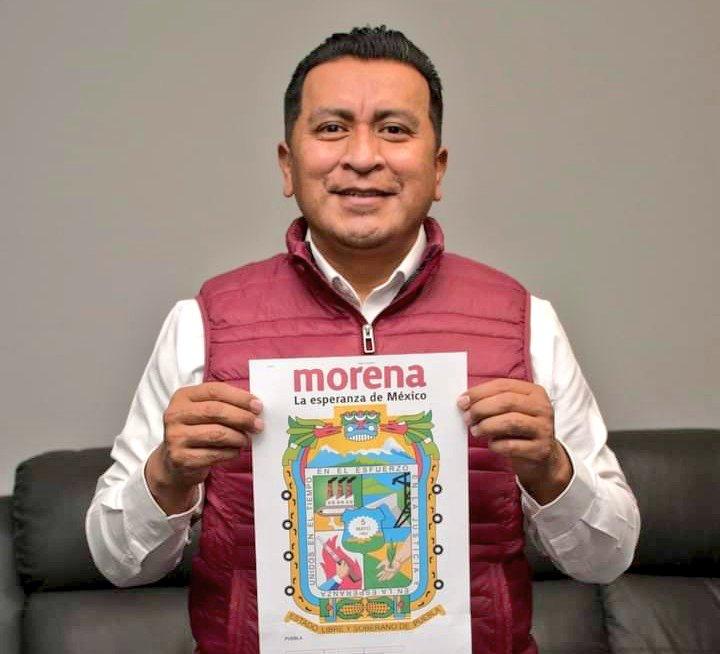 Edgar Gamboa  se registra como aspirante a la alcaldía de Cuautlancingo por Morena