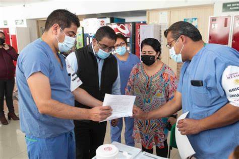 Arribaran vacunas de Pfizer a Tlaxcala para inmunizar a personal médico