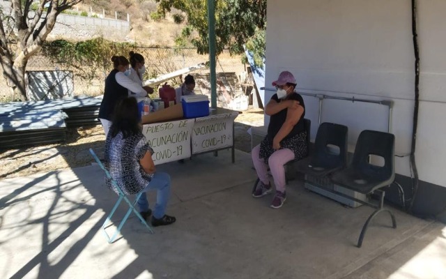Más de 35 mil 500 personas de la tercera edad ya fueron vacunadas contra el Covid-19