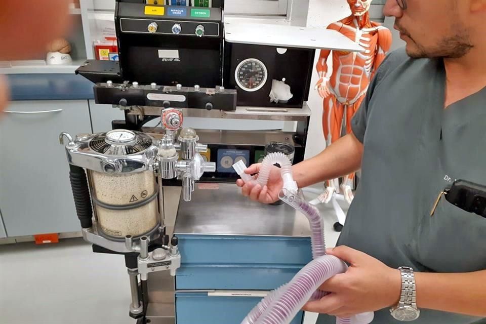 Universitarios crean concentrador de oxígeno de bajo costo