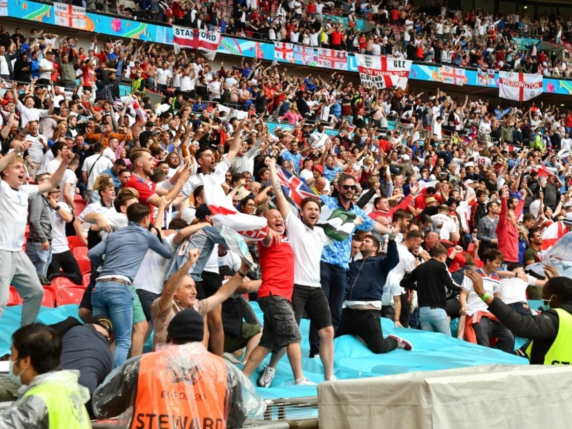 Casi 2 mil casos de Covid tras juegos de la Eurocopa