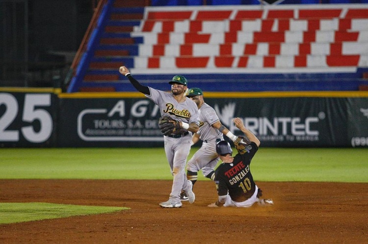 Tigres se devoró a Pericos en la doble cartelera