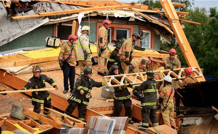 Se registra derrumbe de edificio en Washington; hay varios heridos