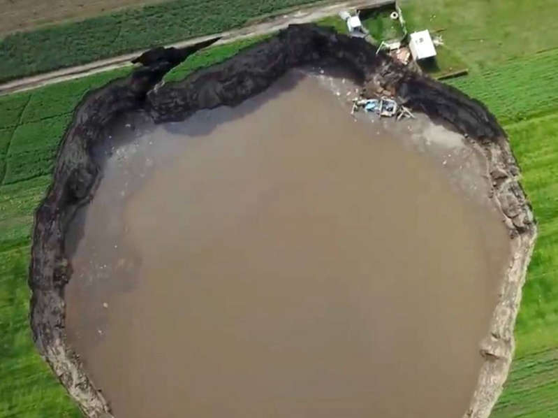 Socavón en Puebla se formó por causas naturales: Conagua