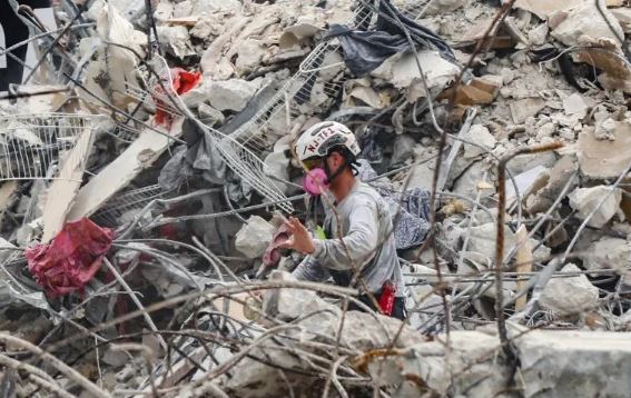 Concluye búsqueda en edificio colapsado en Florida
