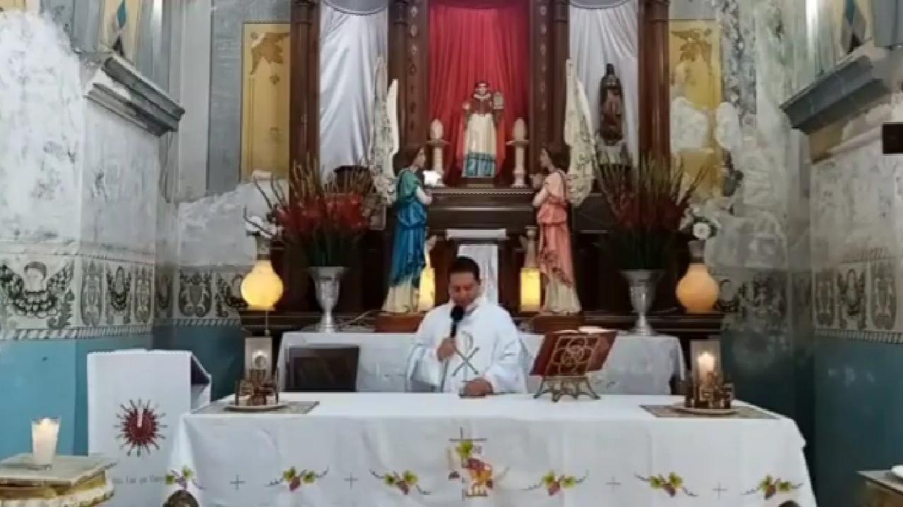 Párroco de Xicohtzinco reconoce su error, pide disculpas por declaraciones 