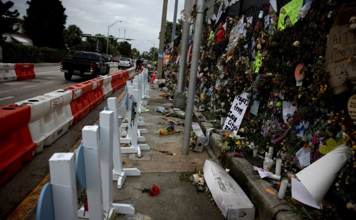Aumentan a 95 los muertos tras el colapso del edificio en Miami