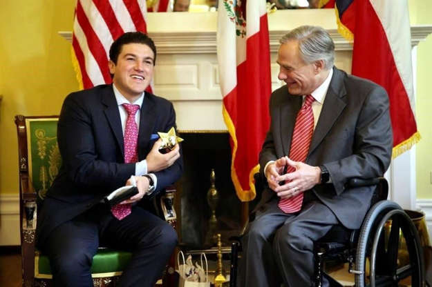 Se reúne Samuel con Gobernador de Texas