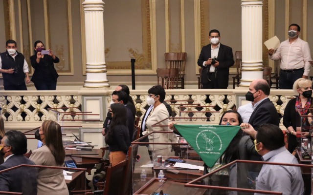 Reconoce diputada que iniciativa para legalizar el aborto en Puebla se quedó en la congeladora por presiones