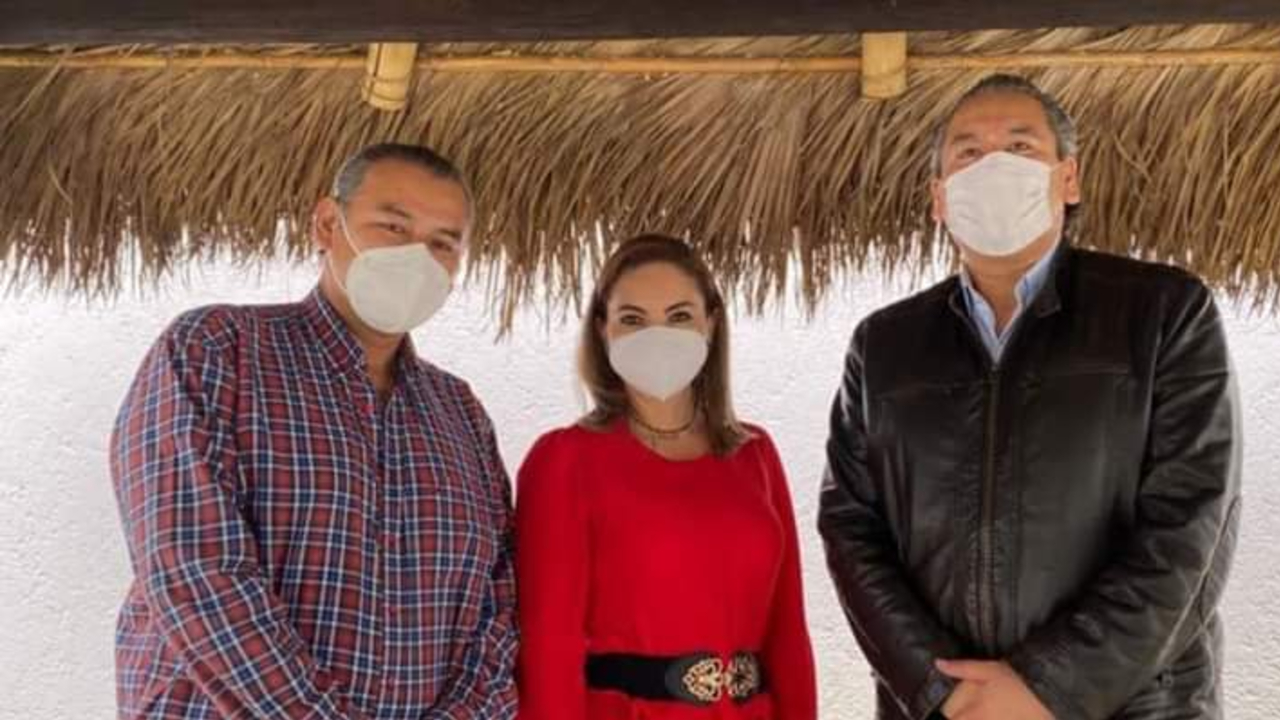 Paola Angón mantuvo una serie de diálogos con miembros de la CTM de San Pedro Cholula