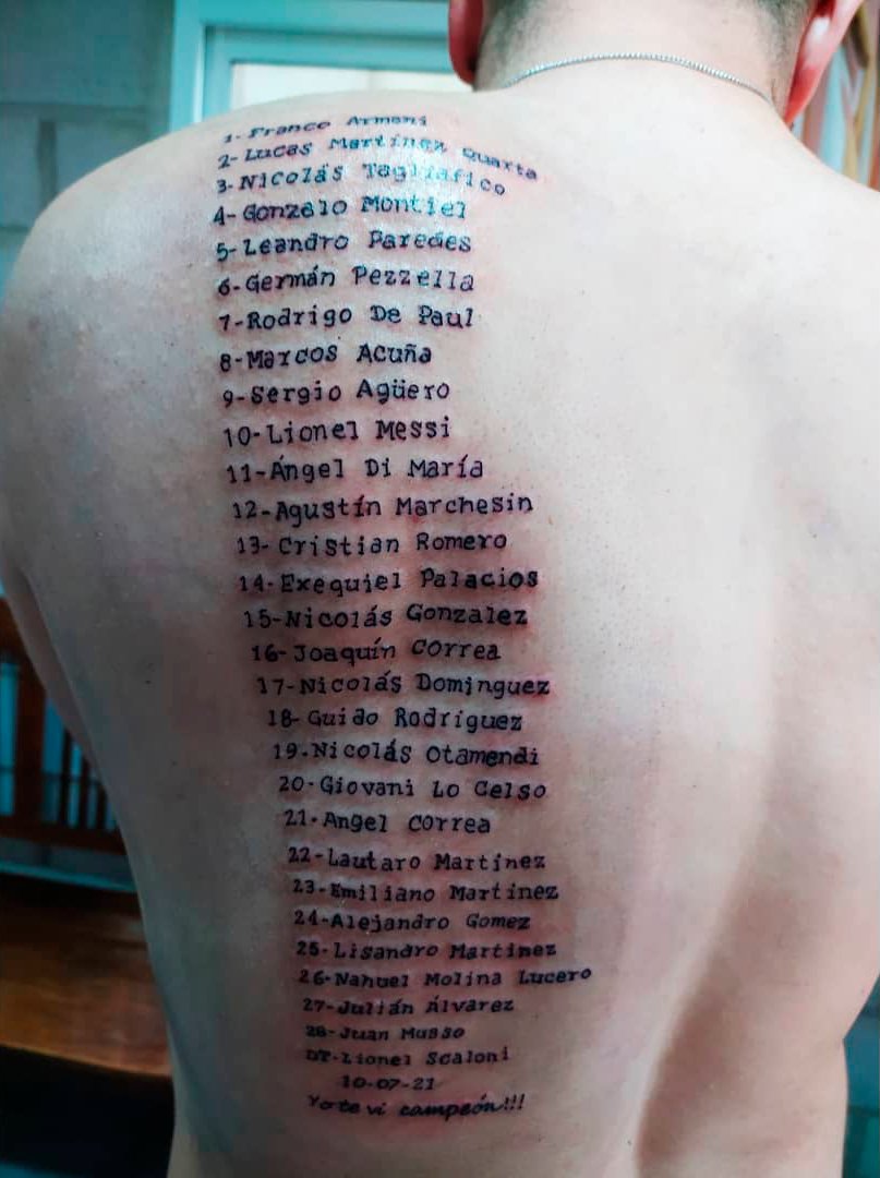 Locura en Argentina: aficionado se tatuó en la espalda lista de jugadores que ganaron la Copa América
