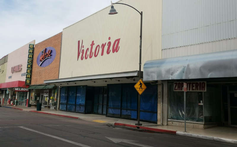 A punto de la quiebra, negocios de EU suplican por clientes mexicanos